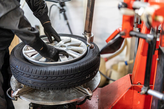 tyre fitter